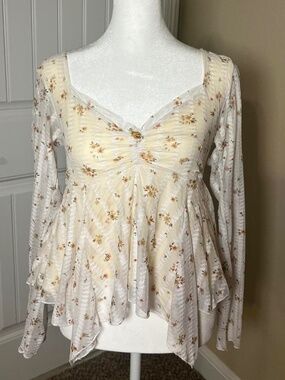 tilly’s cream flowy top